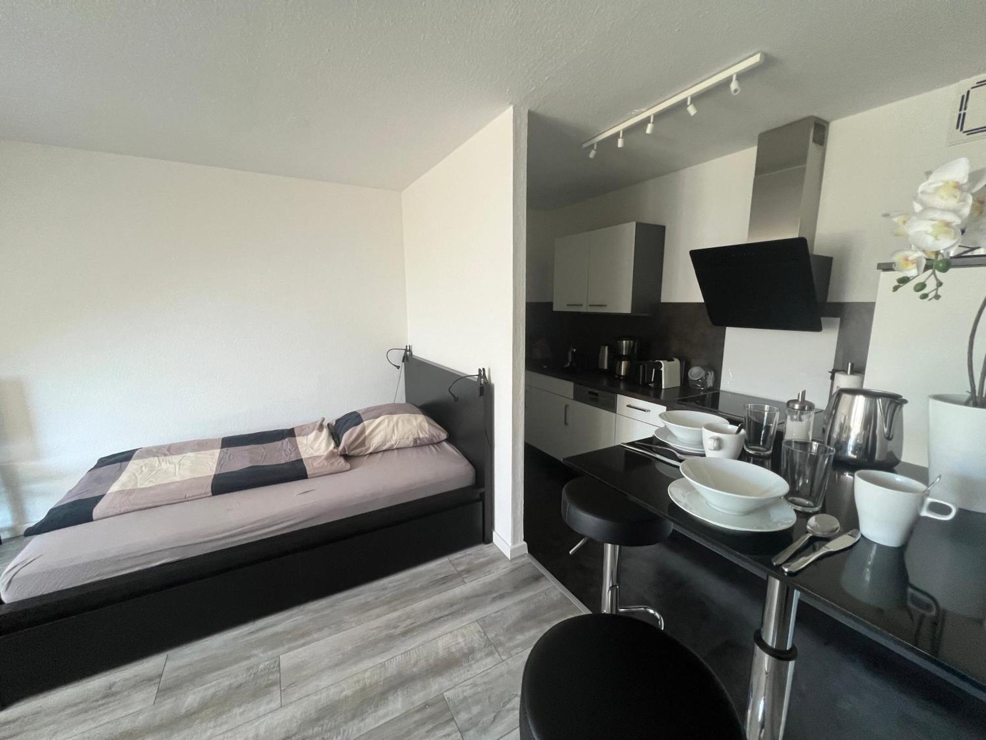 Apartment City-apartment